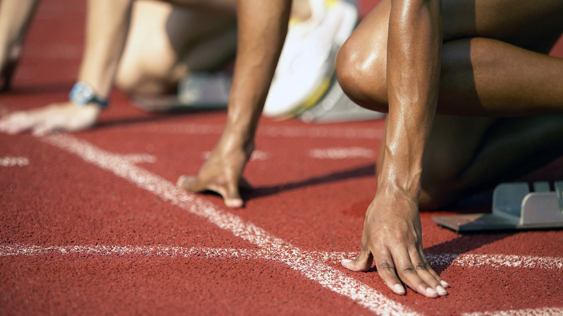 篮网斩落马刺，约基奇如何成为攻防转换的隐形引擎