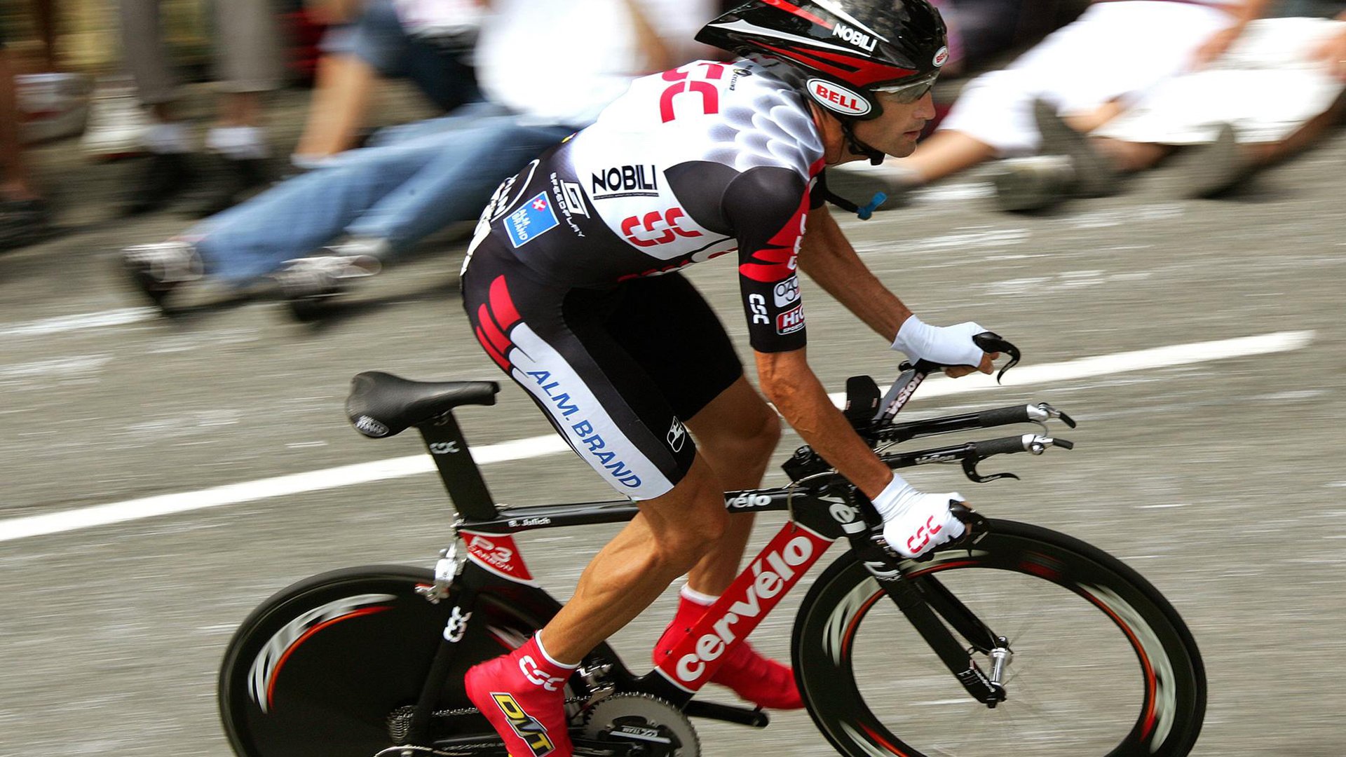 西决生死战焦点战，76人制霸深圳队，诠释团队篮球的终极形态